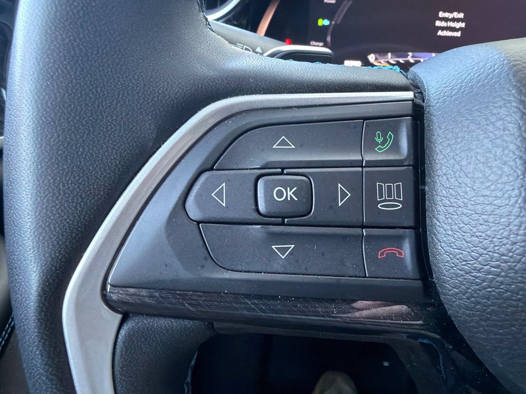 Used 2023 Jeep Grand Cherokee Trailhawk w/ Luxury Tech Group III AWD/4WD image 49