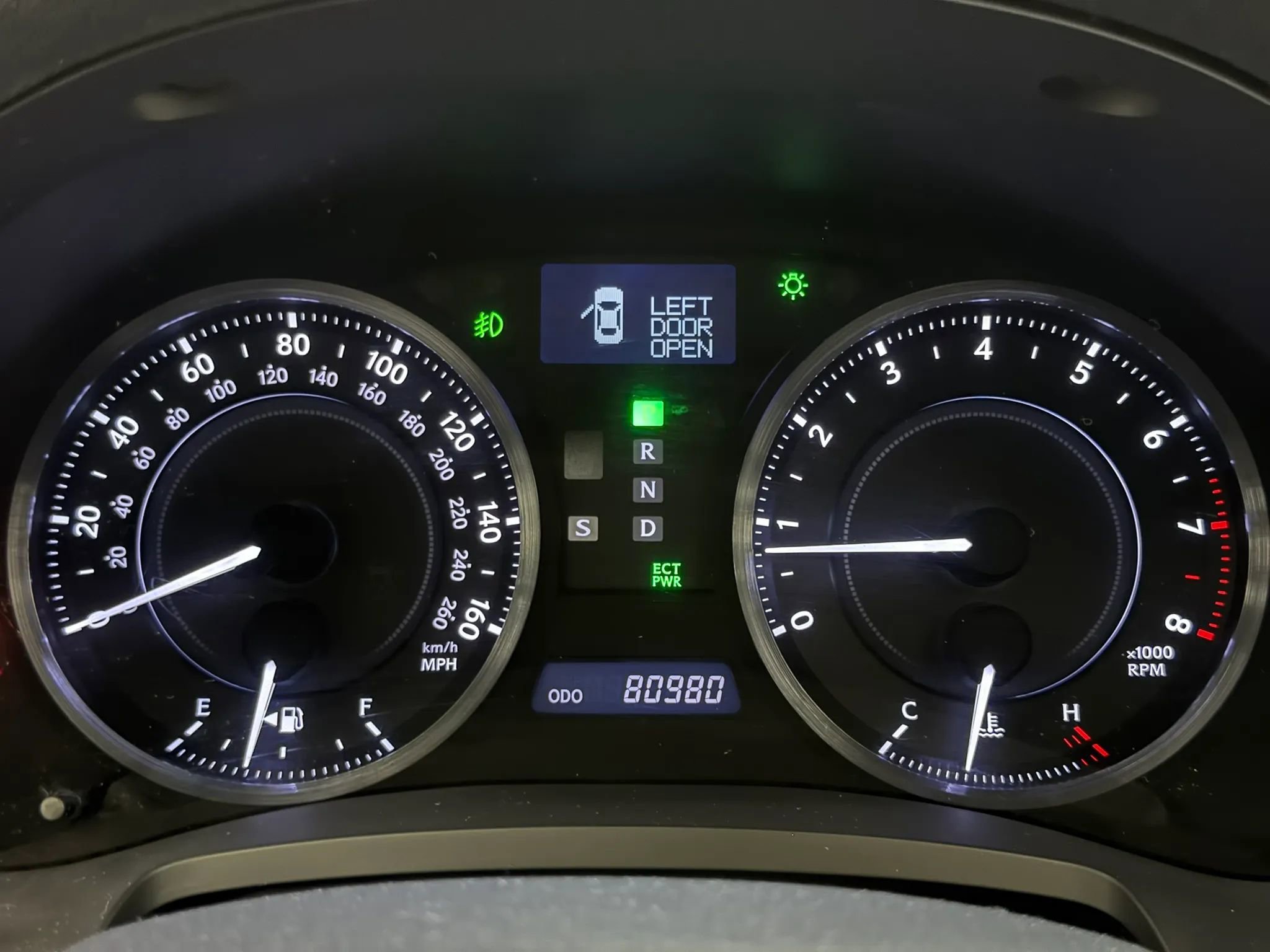 Used 2011 Lexus IS 250C w/ Luxury Pkg RWD image 37