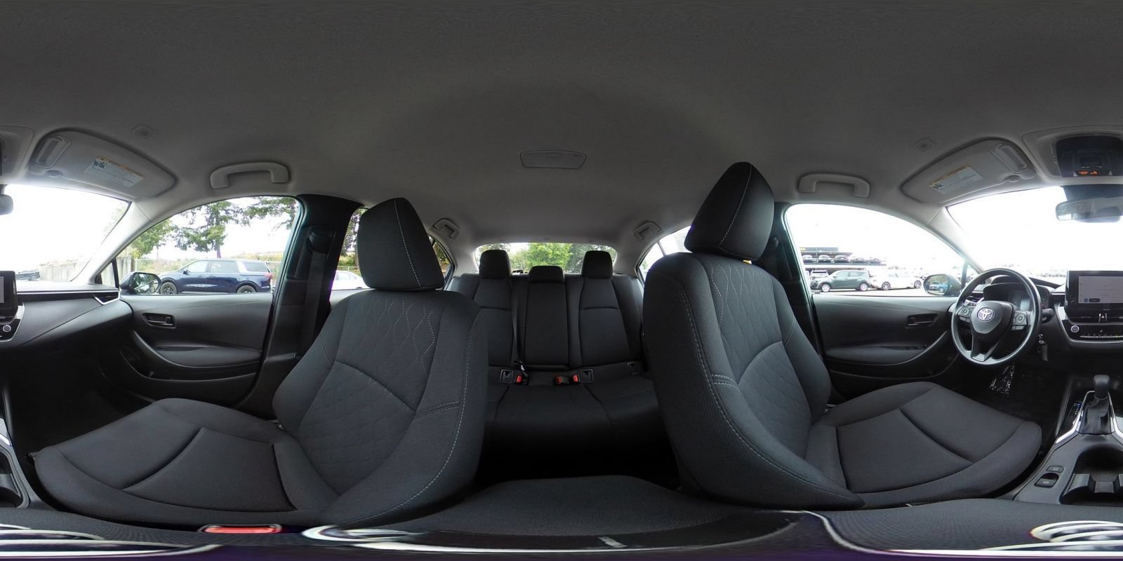Used 2025 Toyota Corolla LE FWD image 42