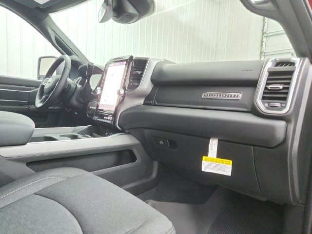 New 2026 RAM 2500 Big Horn AWD/4WD image 40