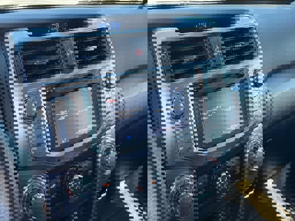 Used 2016 Toyota 4Runner SR5 image 23