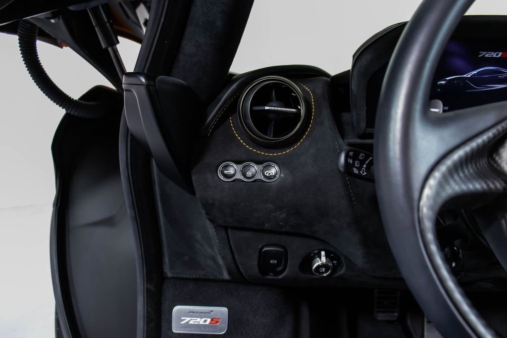Used 2021 McLaren 720S Performance image 37