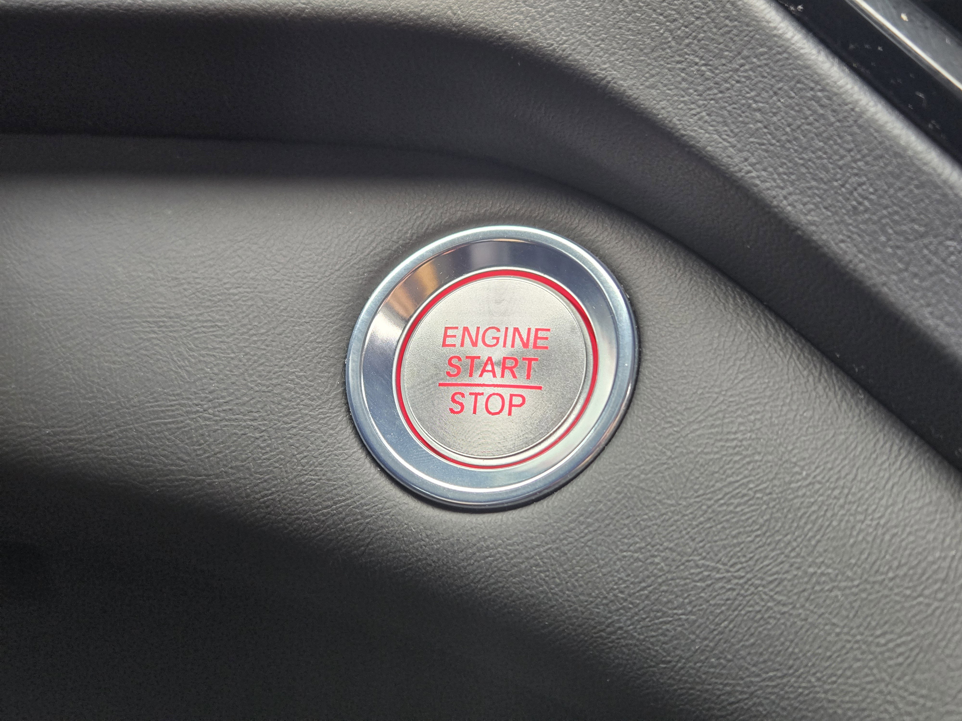 Certified 2025 Acura RDX w/ Technology Package image 21