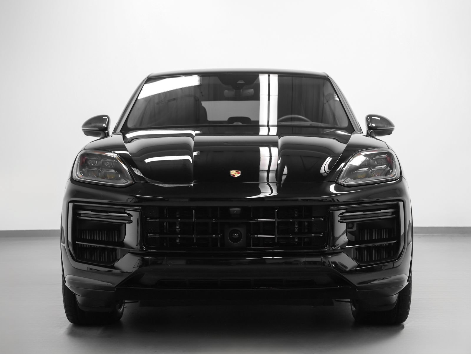 Certified 2024 Porsche Cayenne Turbo AWD/4WD image 8