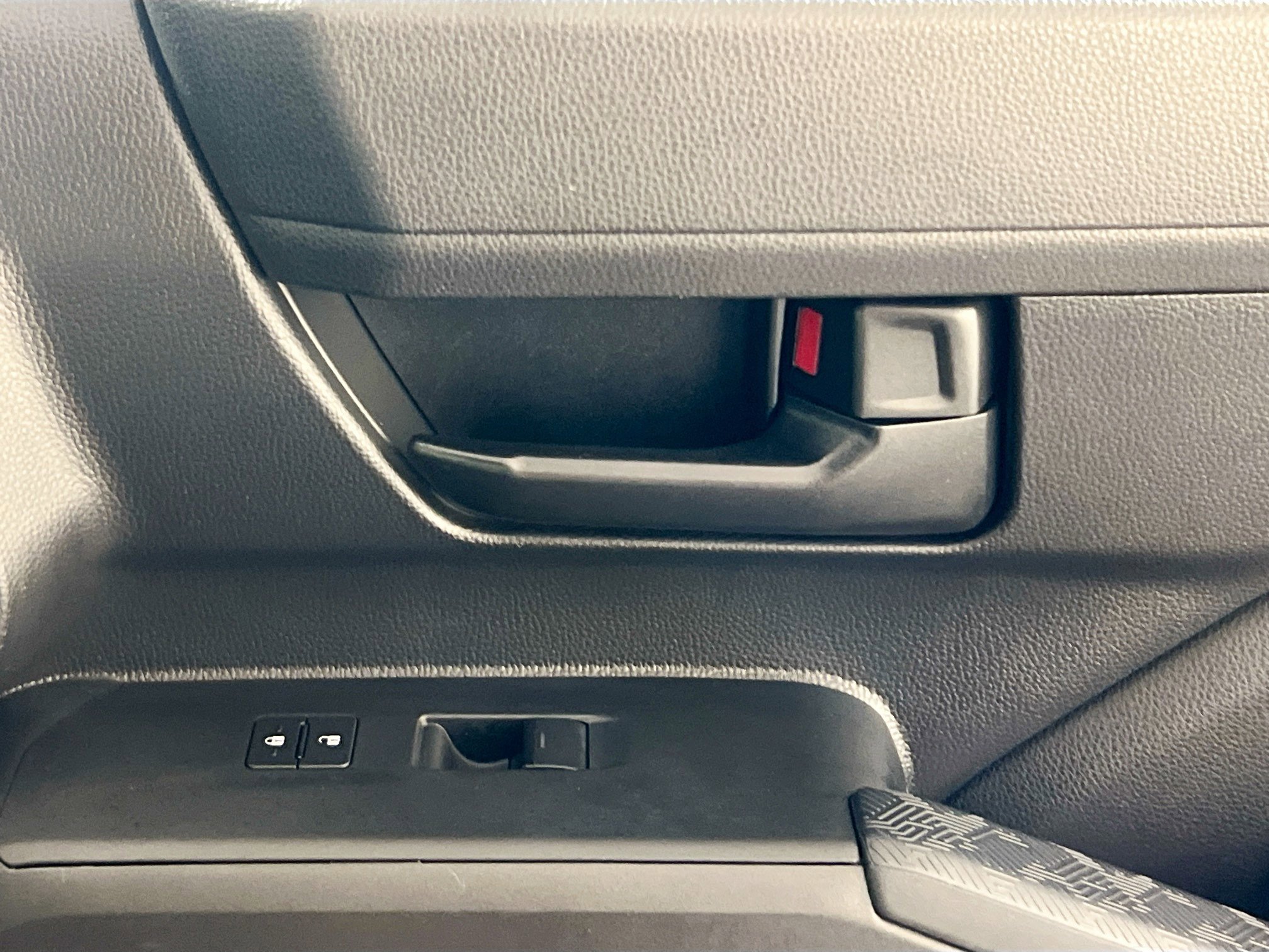 Used 2024 Toyota Tacoma SR5 w/ SR5 Upgrade Package image 32