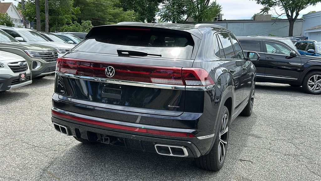 Used 2026 Volkswagen Atlas Cross Sport SEL Premium R-Line AWD/4WD image 4