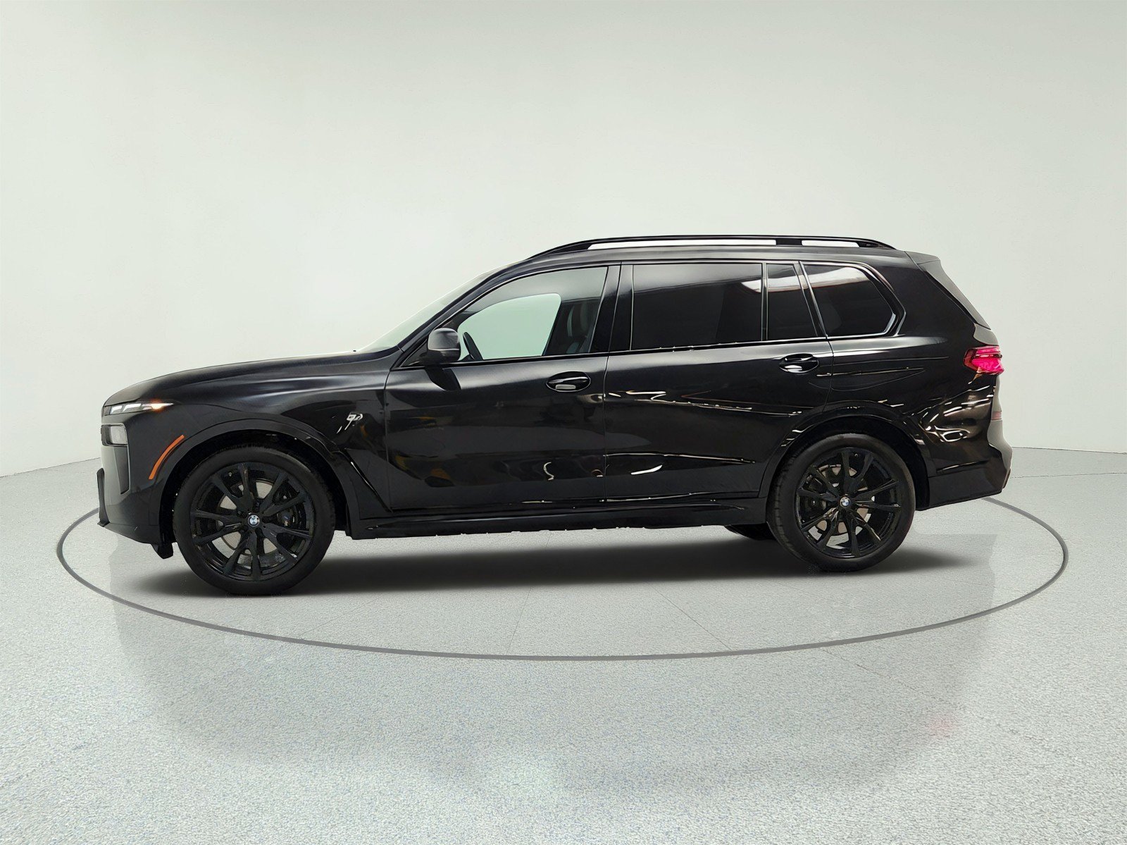 Used 2023 BMW X7 xDrive40i w/ Executive Package AWD/4WD image 8