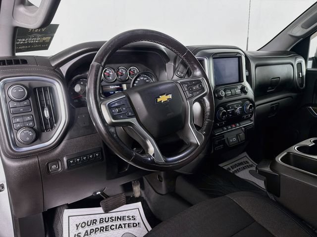 Used 2022 Chevrolet Silverado 2500 LT w/ Convenience Package AWD/4WD image 9