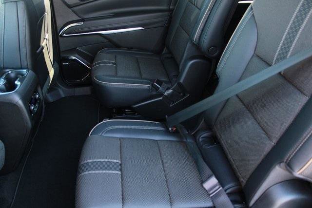 New 2026 Chevrolet Traverse High Country image 12