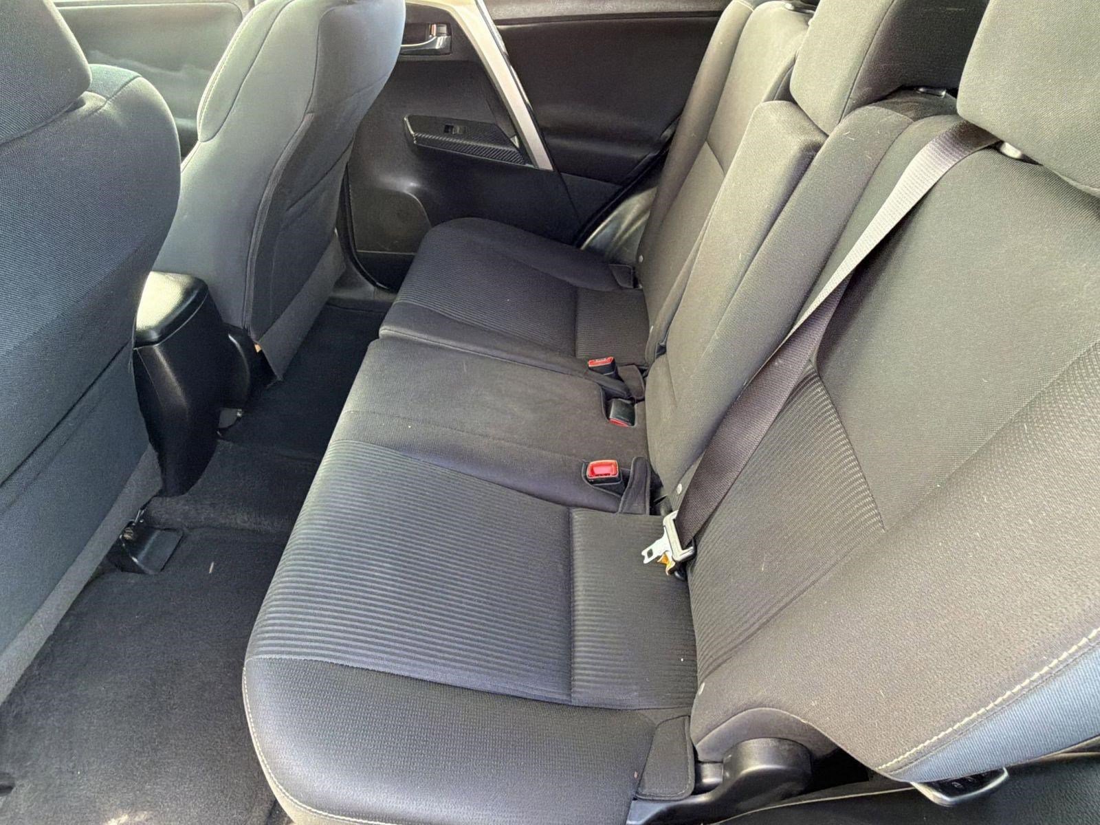 Used 2015 Toyota RAV4 XLE image 30