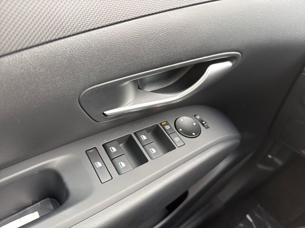 New 2026 Hyundai Tucson SE image 29