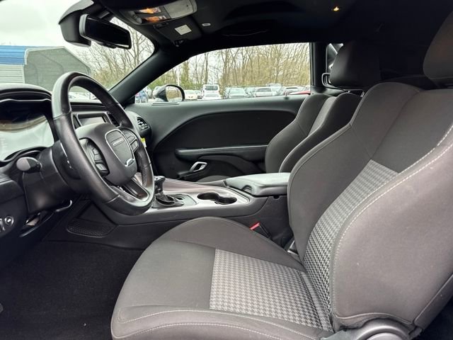 Used 2023 Dodge Challenger R/T w/ Blacktop Package image 13