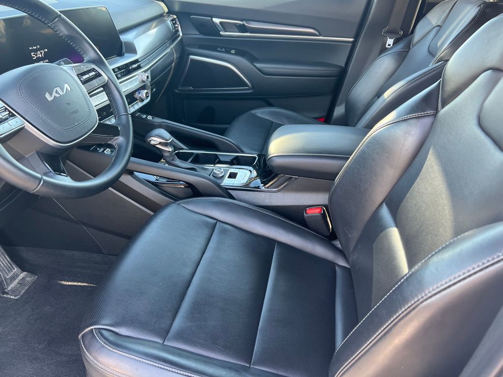 Used 2025 Kia Telluride S image 10