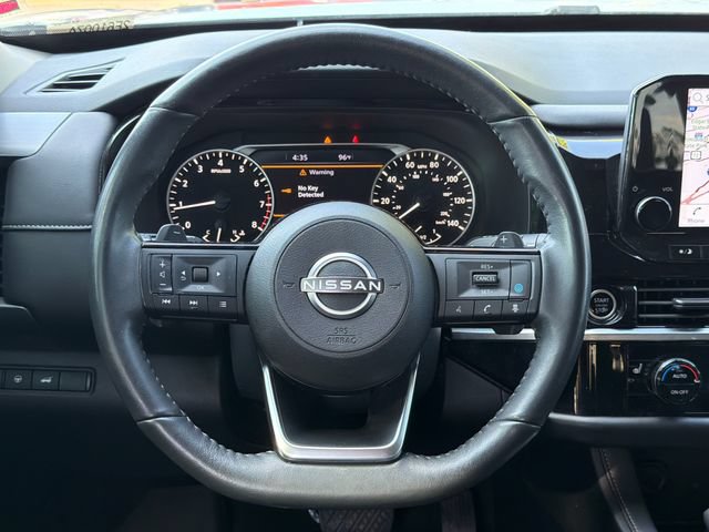 Used 2023 Nissan Pathfinder SL w/ Black Appearance Package FWD image 24