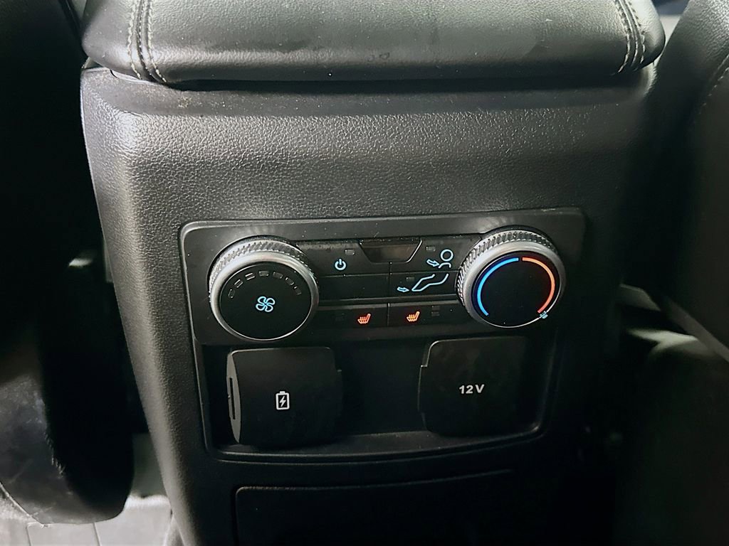 Used 2022 Ford Explorer Limited image 32