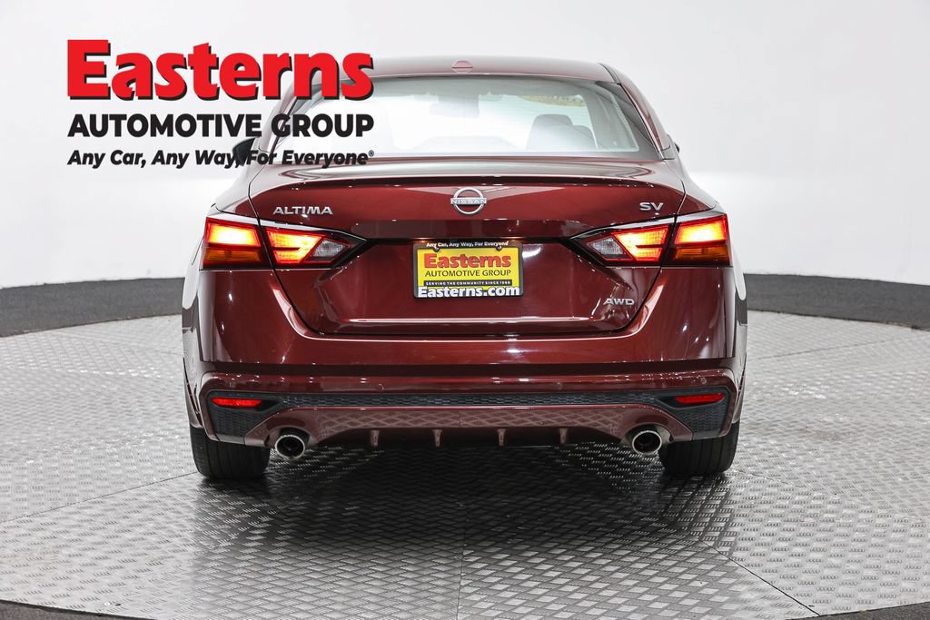 Used 2024 Nissan Altima 2.5 SV w/ SV Premium Package AWD/4WD image 6