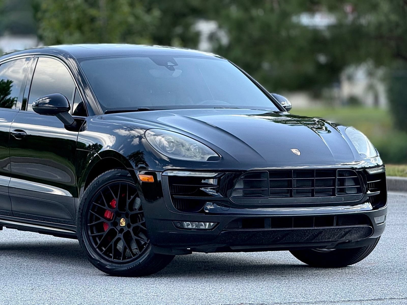 Used 2017 Porsche Macan GTS AWD/4WD image 47