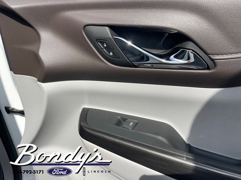 Used 2023 GMC Acadia SLT w/ Technology Package image 24