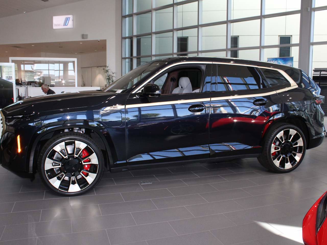 New 2026 BMW XM Label Red image 3