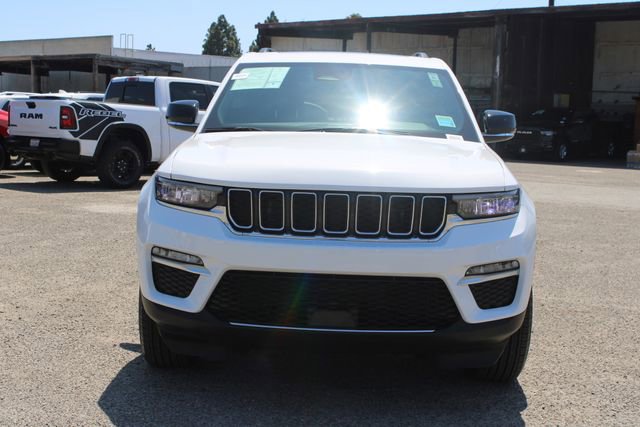 Used 2024 Jeep Grand Cherokee Limited 4xe AWD/4WD image 2