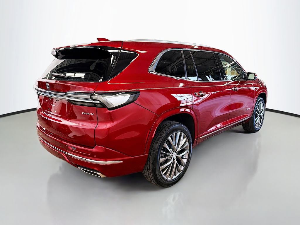 Used 2025 Buick Enclave Avenir image 9