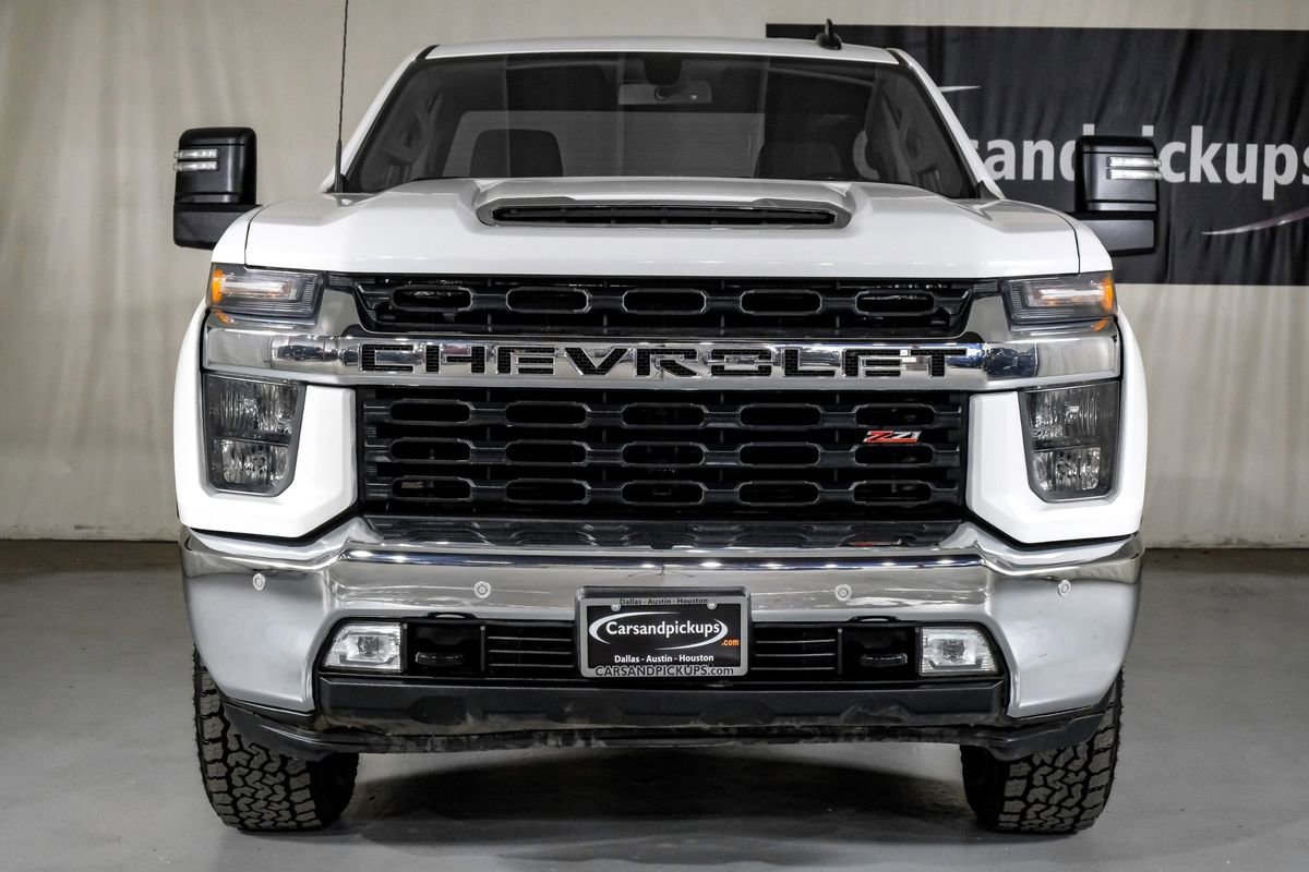 Used 2022 Chevrolet Silverado 2500 LT w/ Convenience Package AWD/4WD image 3