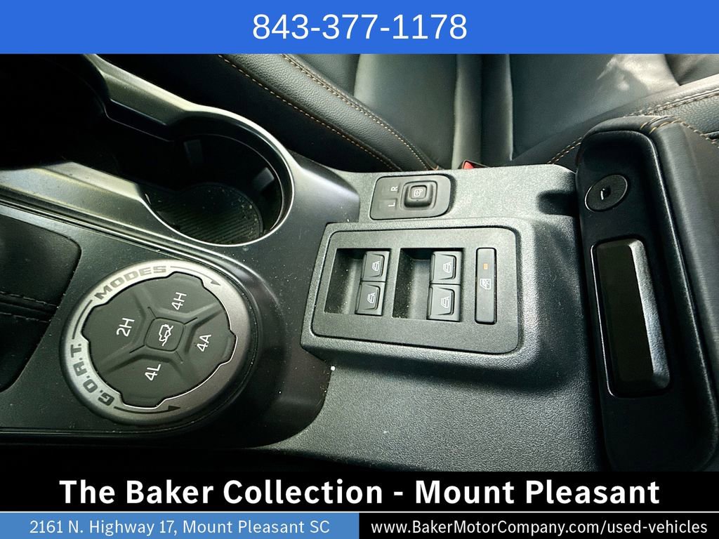 Used 2024 Ford Bronco Badlands image 26
