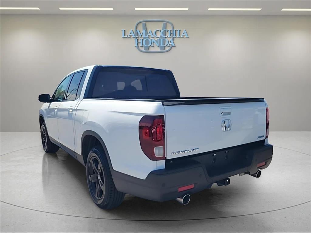 Used 2023 Honda Ridgeline Black Edition image 3