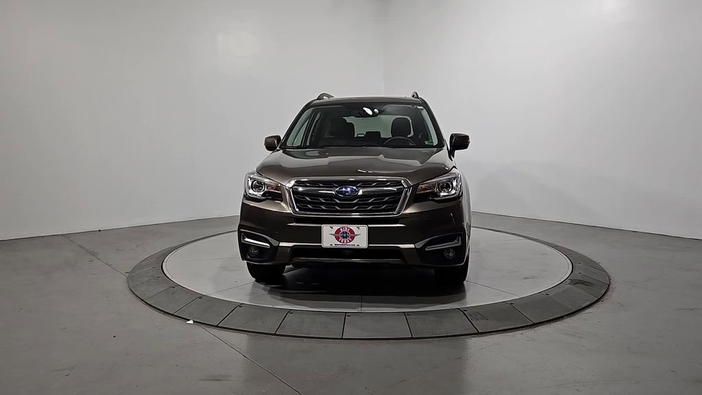 Used 2017 Subaru Forester 2.5i Touring w/ Popular Package #2 image 9