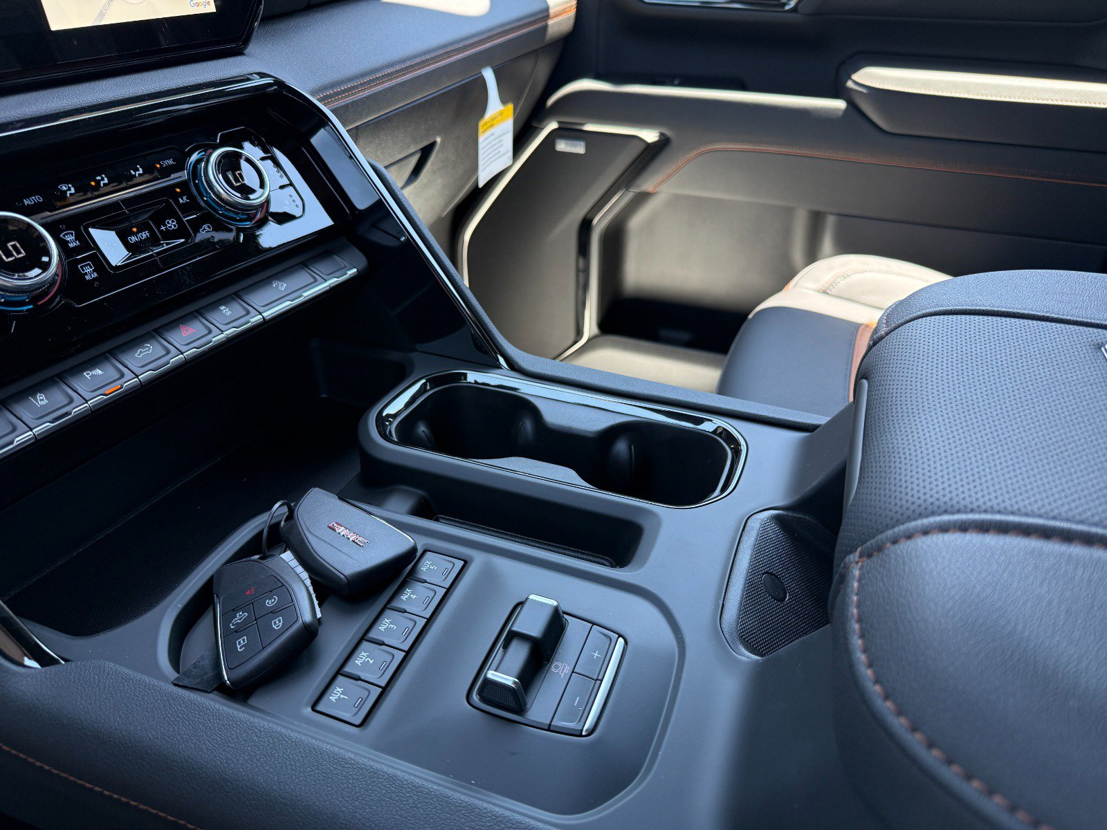 New 2026 GMC Sierra 2500 AT4 AWD/4WD image 34