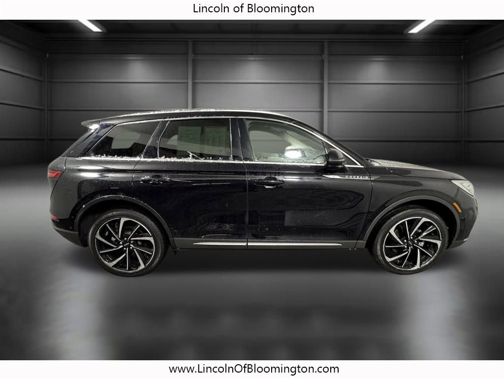 Certified 2023 Lincoln Corsair Reserve w/ Equipment Group 202A image 8