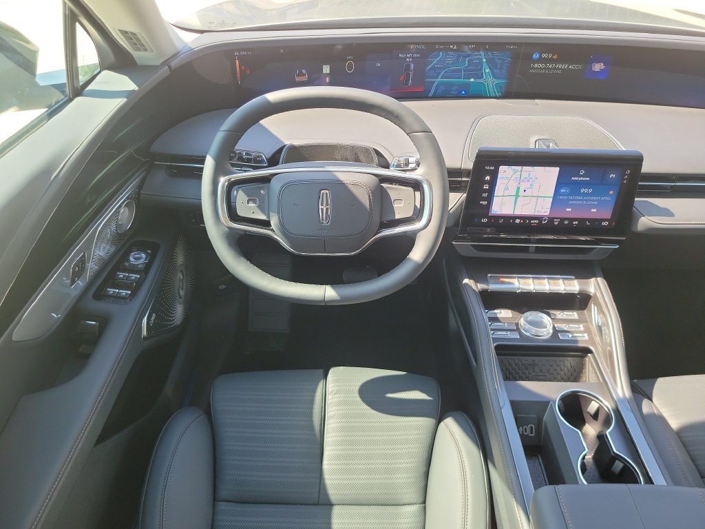 New 2026 Lincoln Nautilus Reserve AWD/4WD image 12