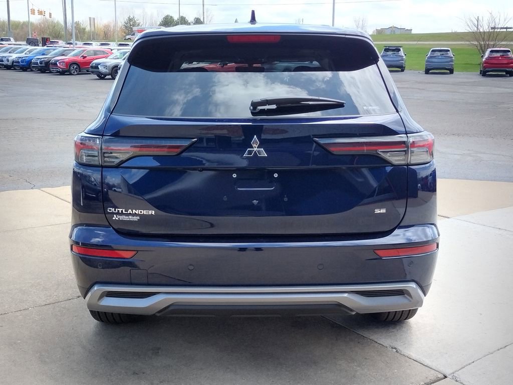New 2026 Mitsubishi Outlander SE AWD/4WD image 19