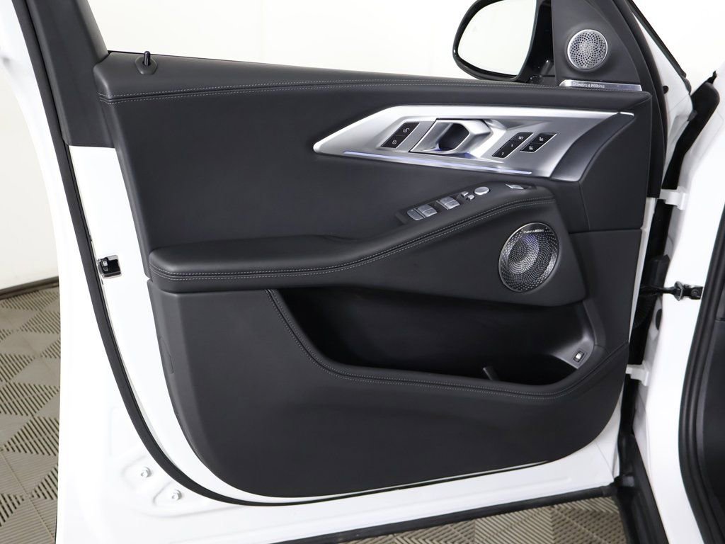 Used 2024 BMW XM image 27