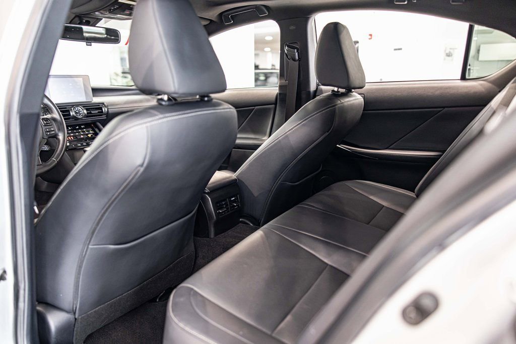 Used 2024 Lexus IS 350 F Sport image 35