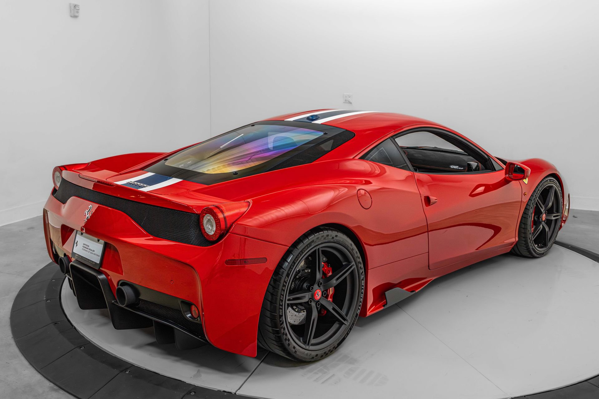 Certified 2015 Ferrari 458 Speciale Coupe RWD image 9