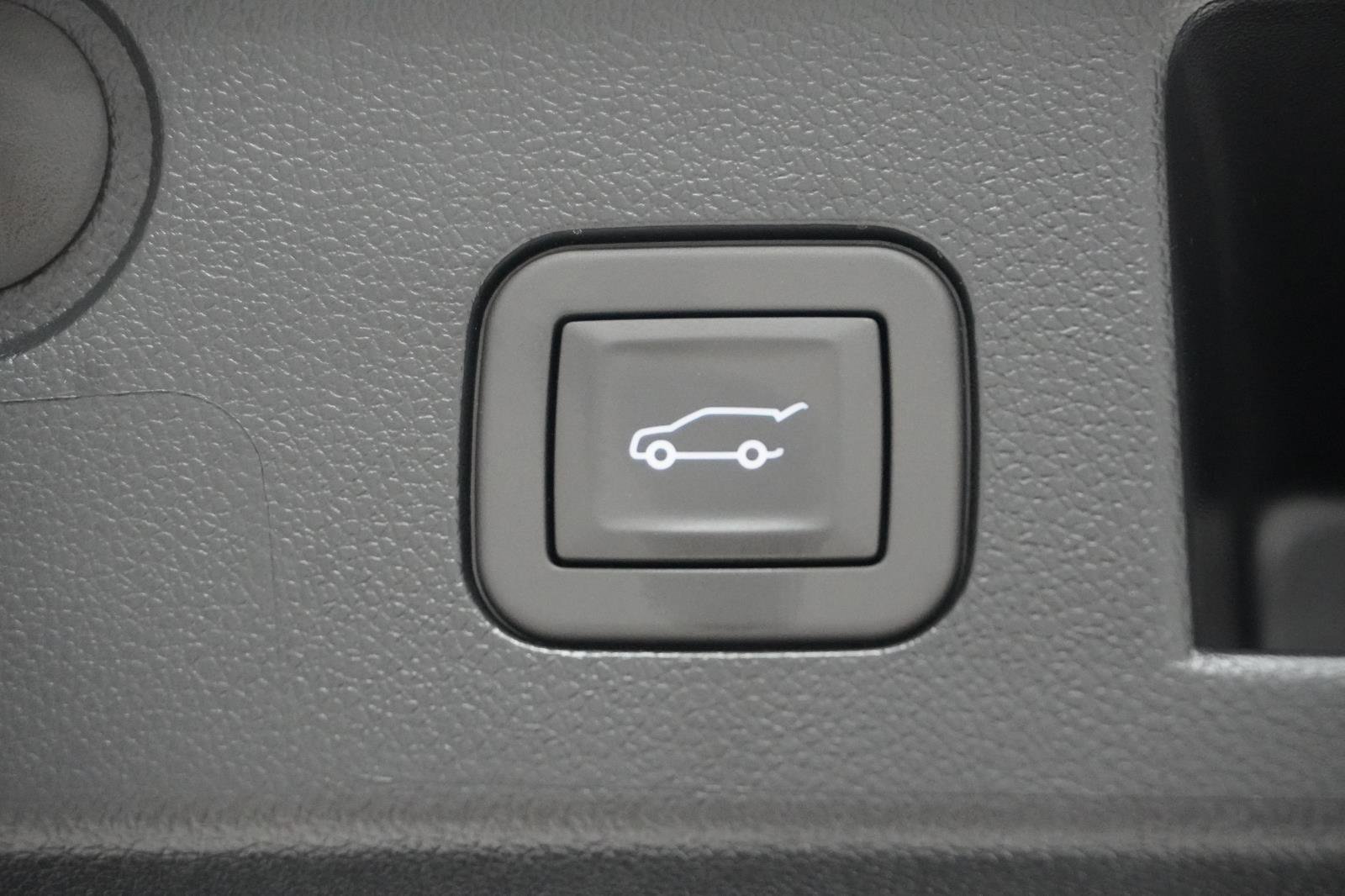 New 2026 Chevrolet Equinox RS w/ Convenience Package III image 7