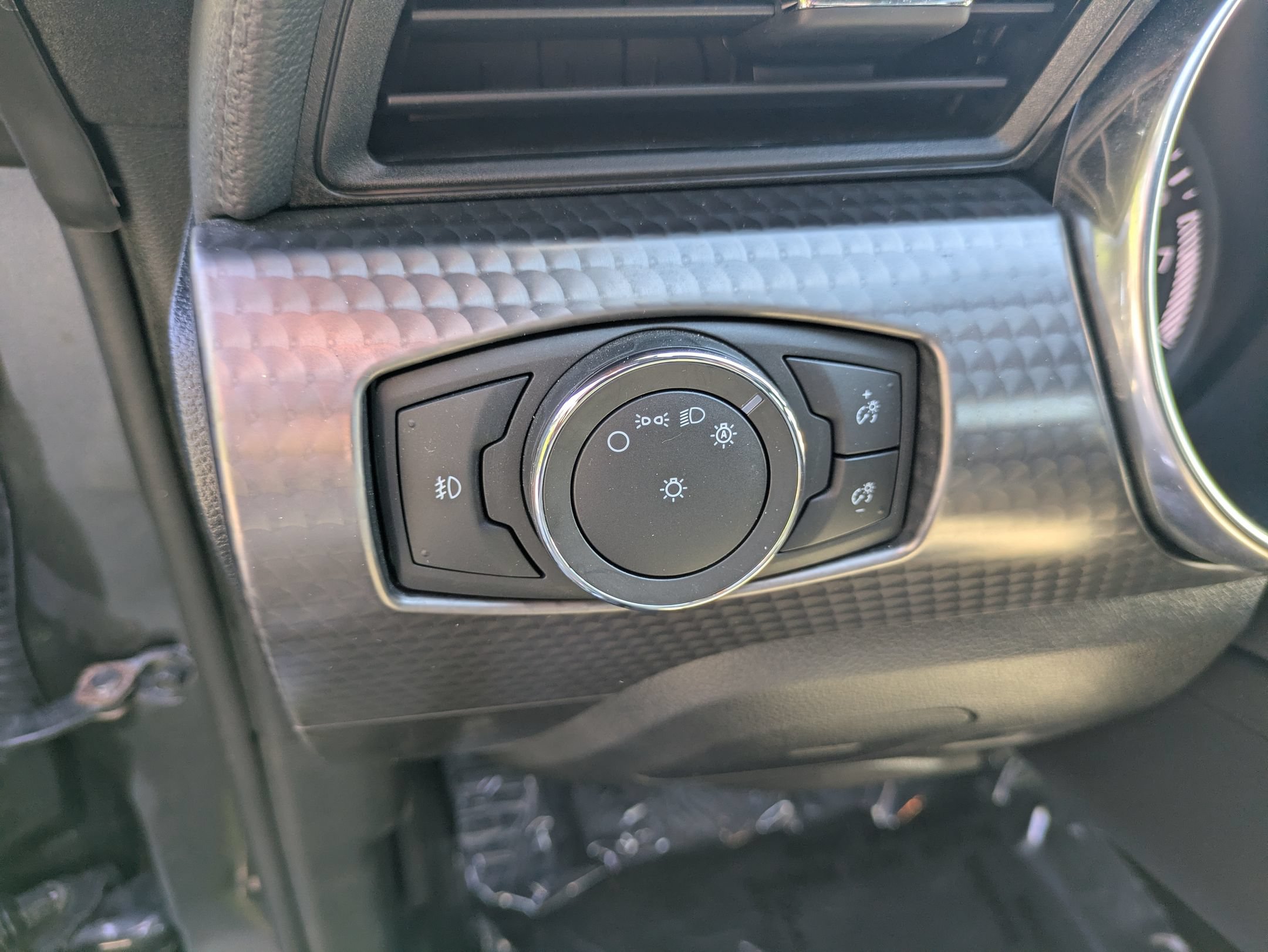 Certified 2020 Ford Mustang Premium w/ 2.3L High Performance Package RWD image 18