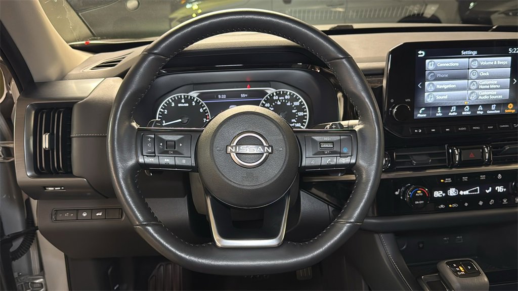 Used 2024 Nissan Pathfinder SL image 19