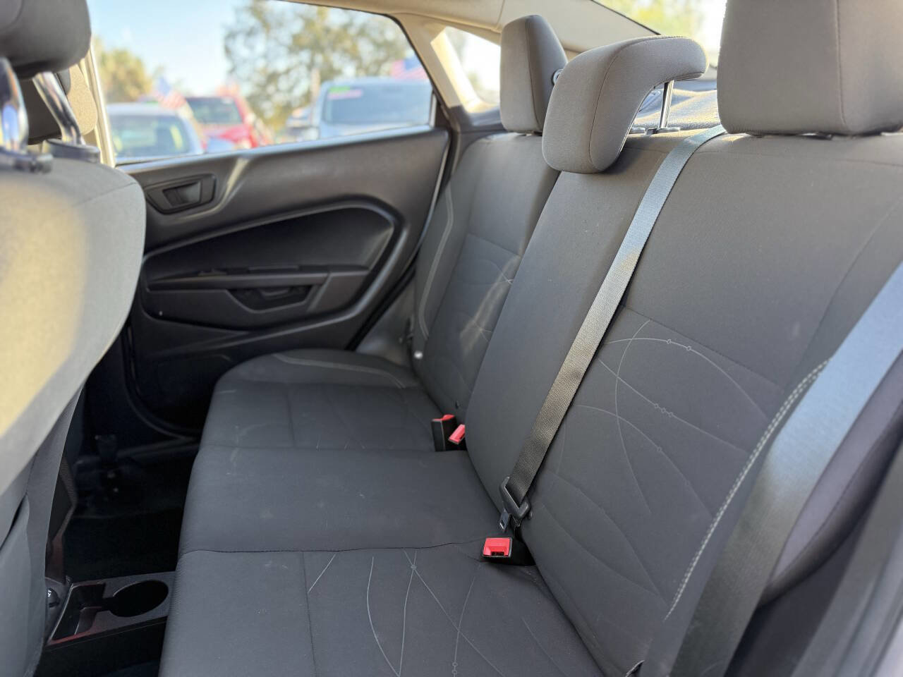 Used 2017 Ford Fiesta SE image 20