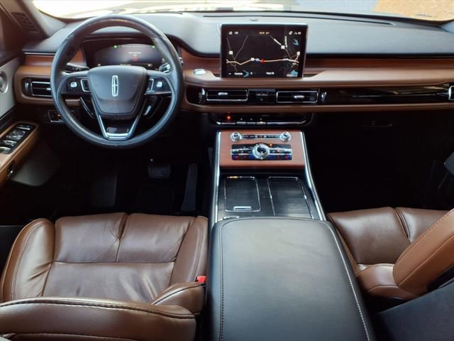 Used 2021 Lincoln Aviator Reserve w/ Equipment Group 202A image 6