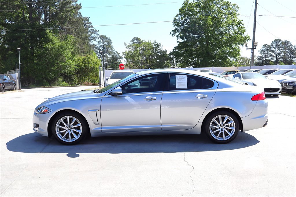 Used 2012 Jaguar XF RWD image 4
