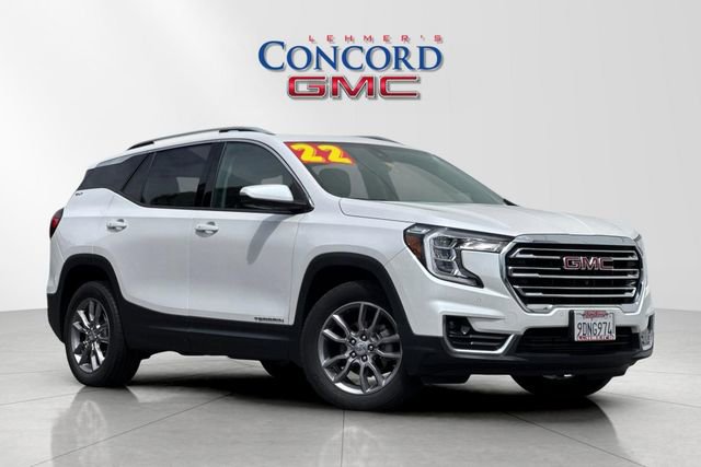 Used 2022 GMC Terrain SLT w/ Tech Package AWD/4WD image 2