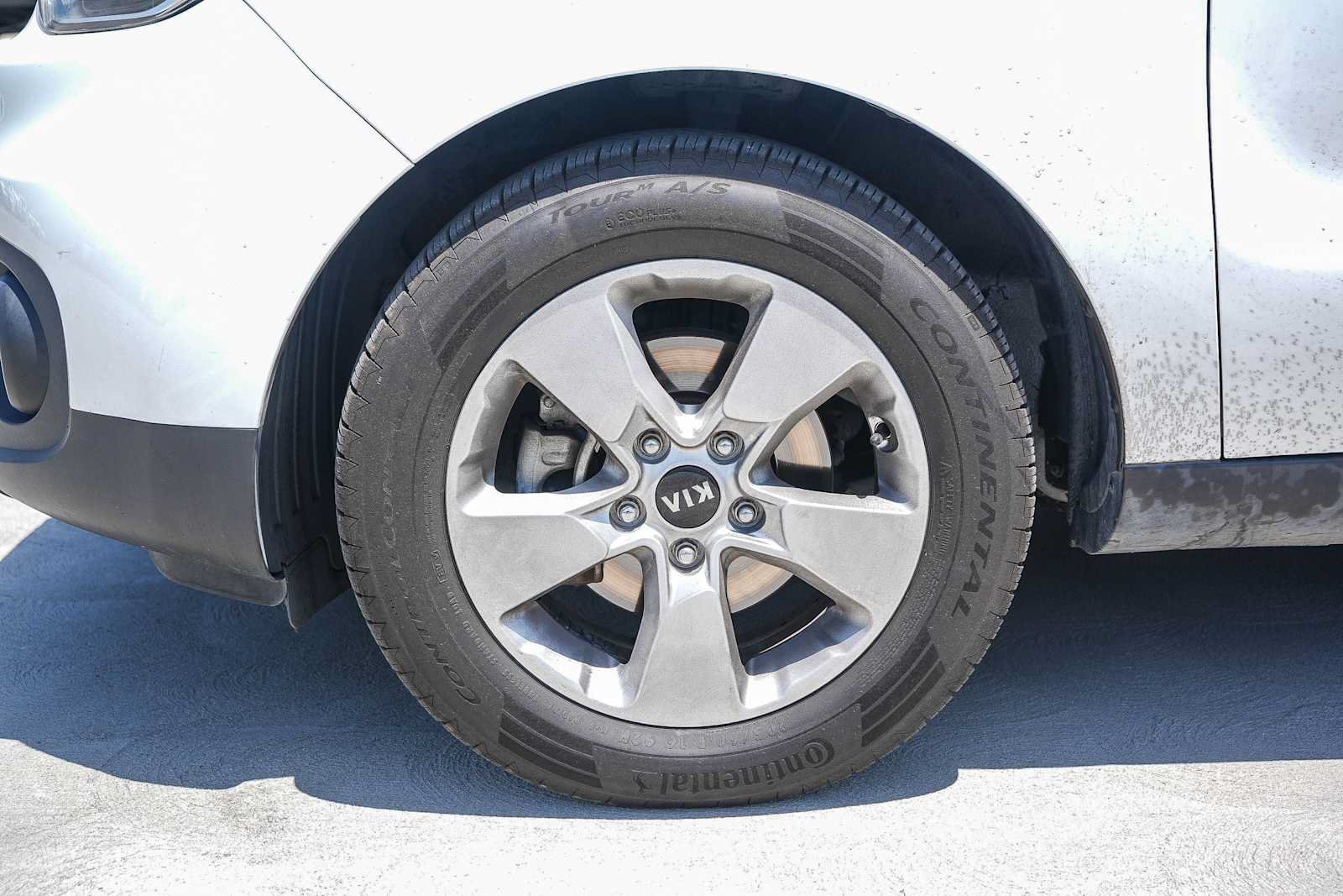 Used 2017 Kia Soul FWD image 12