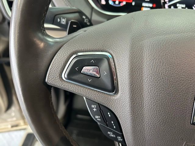 Used 2017 Lincoln MKX Reserve w/ Driver Assistance Package image 18