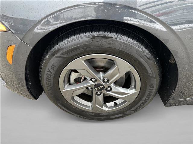 Used 2021 Kia K5 LXS image 9