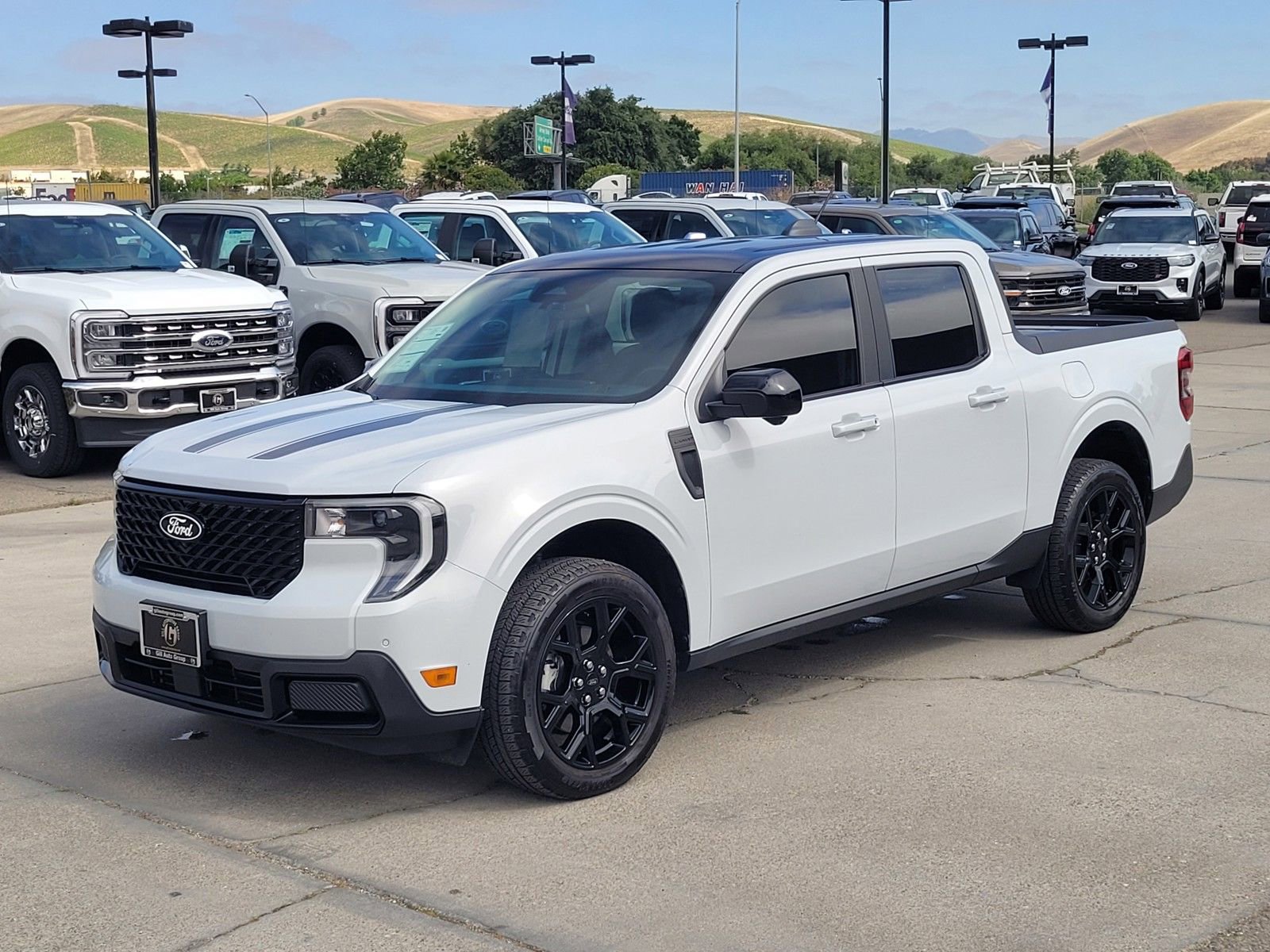 Certified 2025 Ford Maverick Lariat w/ Black Appearance Package AWD/4WD image 8
