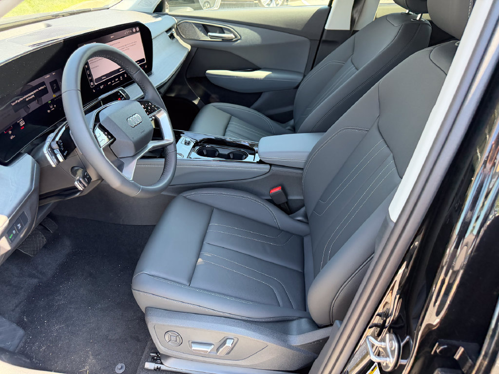 New 2026 Audi Q3 quattro 2.0T AWD/4WD image 17