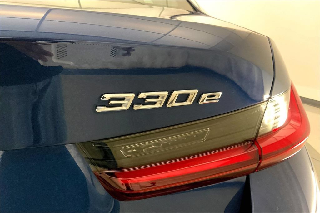 Certified 2023 BMW 330e xDrive AWD/4WD image 7
