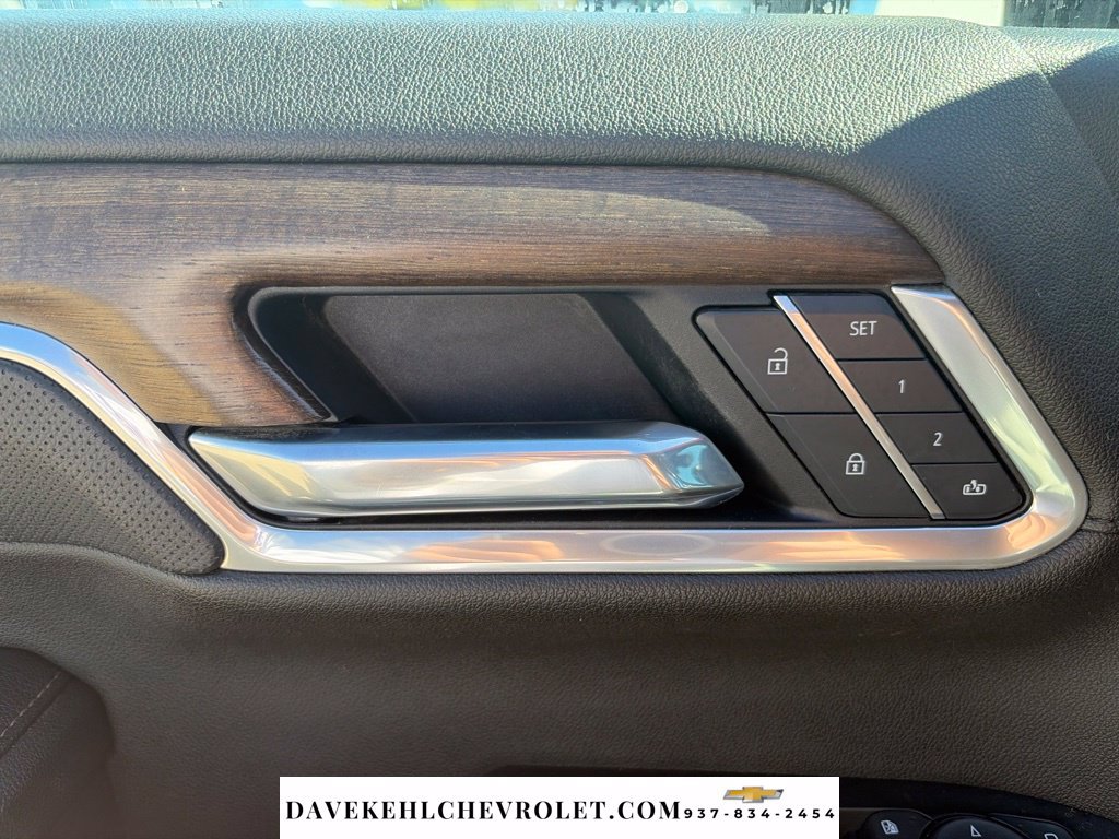 Used 2025 Chevrolet Silverado 3500 High Country w/ High Country Premium Package AWD/4WD image 8